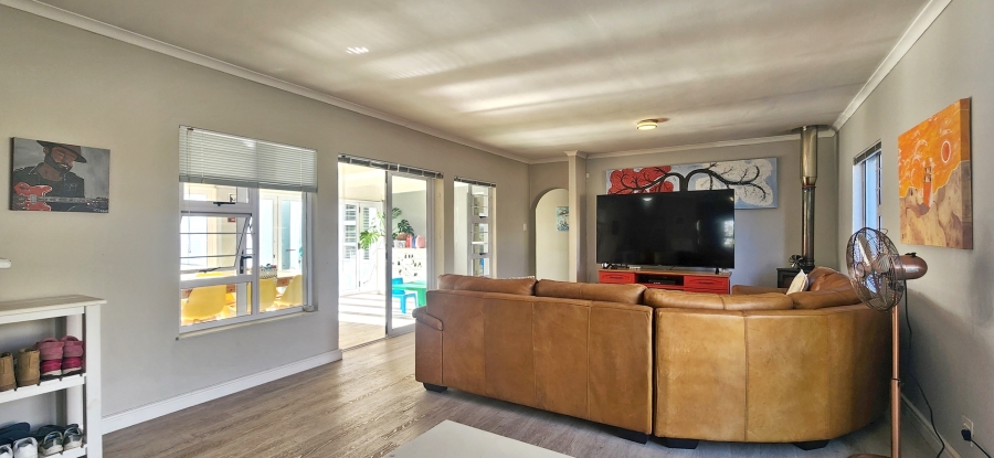 4 Bedroom Property for Sale in Bredasdorp Western Cape
